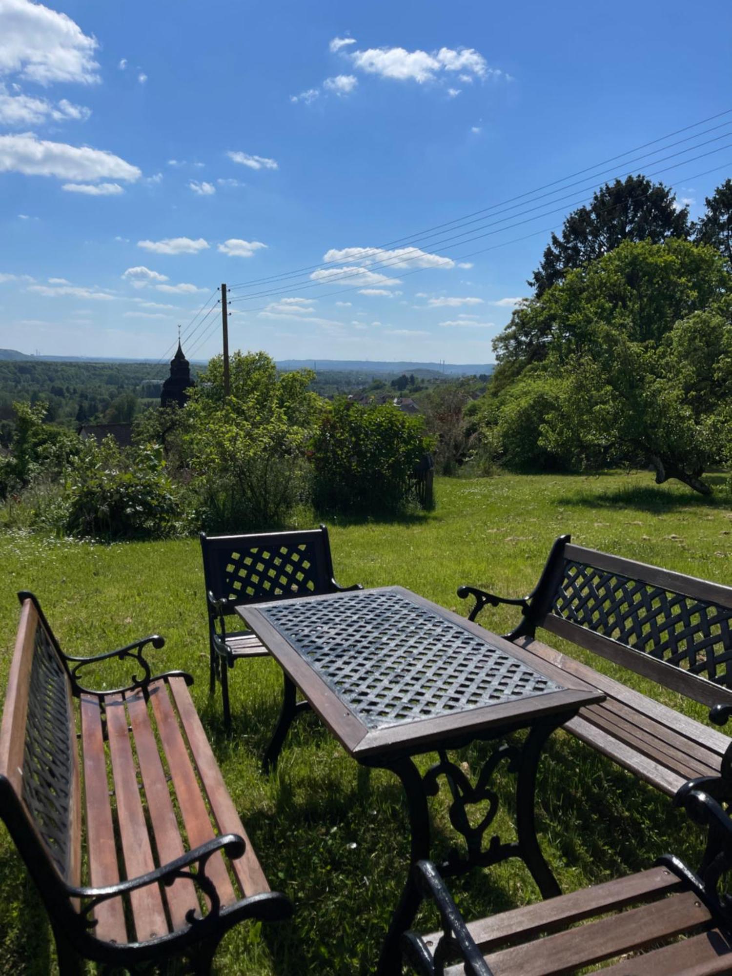 Villa Ueberblick Nalbach Buitenkant foto